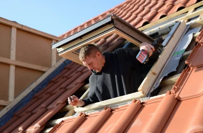 Pose de fenêtres de toit Velux à Bletterans